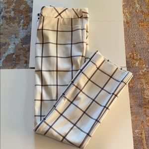 Express columnist pants. Never worn. 2s